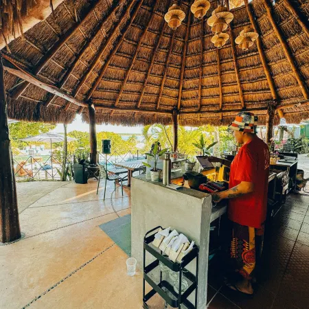 Viajero Bacalar Hostel
