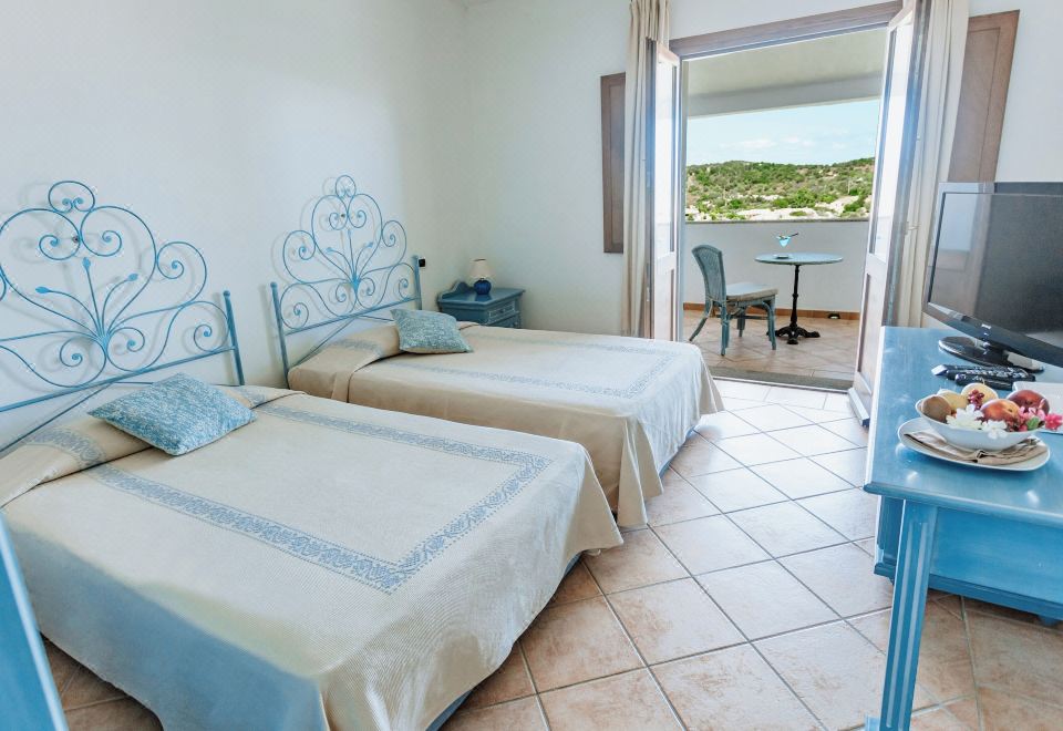 홀리데이 바자 사르디니아 살리네 외관