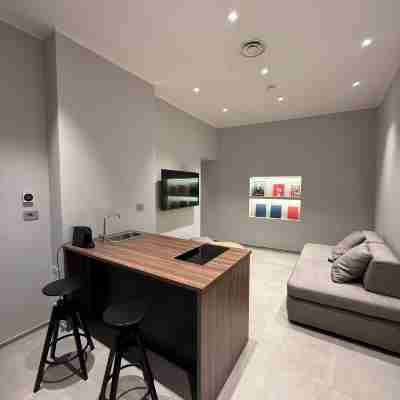 Leopoldo Suites Others