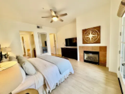 1BR#065127 Legacy Villas, Romantic Resort King Suite, Fireplace, Patio w/Views