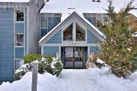 Cozy 1-bedroom condo in the heart of Killington with mountain views