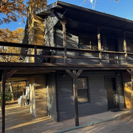 Where the Magic Cabins - Near Turner Falls!
