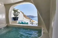 Blue Art Caves - Beach