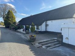 The Dog & Partridge Country Inn