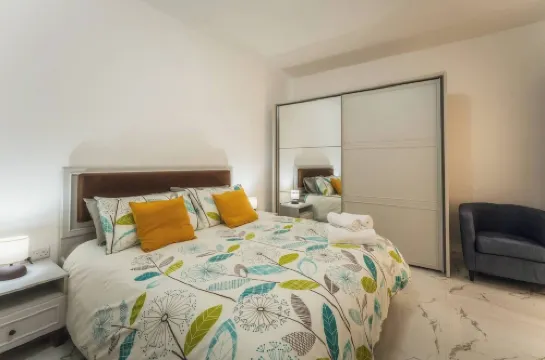 Bright Apartment With Sea Valley Views BBQ