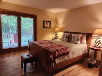 Fc14 Slopeside Bretton Woods Cottage With AC, Large Patio and Private Yard! Walk to Slopes! - 4-Star