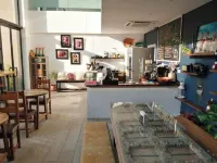 Embassy Gardens Luxury Suites Cpg Hotels near Labadi