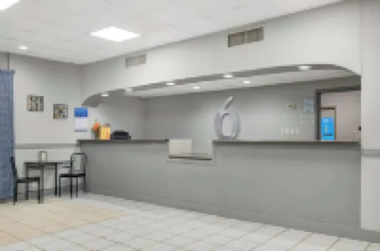 Motel 6 Chickasha, OK Các khách sạn ở Chickasha