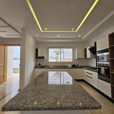 Luxurious Villa Rental in Houmt Souk, Djerba - Perfect Family Retreat