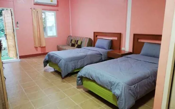 รูปภาพของE2S Armthong