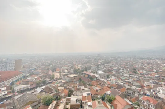 Good Place and Cozy 2BR Apartment at Gateway Ahmad Yani Cicadas By Travelio