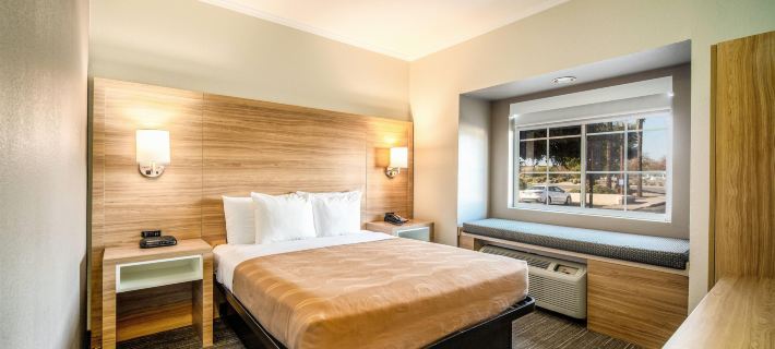 Baymont by Wyndham Chandler I-10 Hotels in Chandler