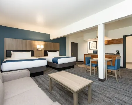 Oyster Bay Inn & Suites Hotels in Bremerton