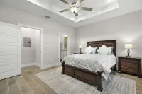 Pristine 3-Bedroom Home Near Canyon Lake! - balcón