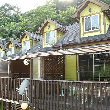 Ulsan Baenaegol Dandelion Pension