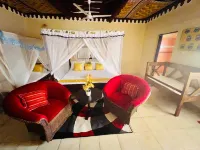 Luxurious 3-Bedroom Holiday House with Pool Access in Diani Beach - 2-Star