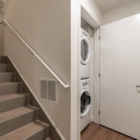 2BR TH | Gym, Balcony | Bellevue Parkside L