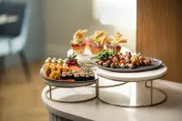 Pomeroy Hotel & Conference Centre - breakfast
