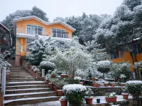 Essence of Nature, Ranikhet Hotels in Almora