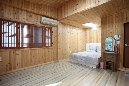 Yecheon Water Clear Mountain Pension - 2 étoiles