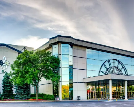 Holiday Inn Express & Suites CHICAGO O'HARE AIRPORT by IHG Hotels in Des Plaines