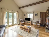 Orchard Cottage - pet friendly