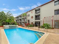 Waters Edge The Strand Hotels in Townsville