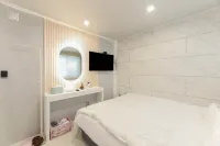 Gyeongju Donghang Stay Mini Hotel - 2-Star