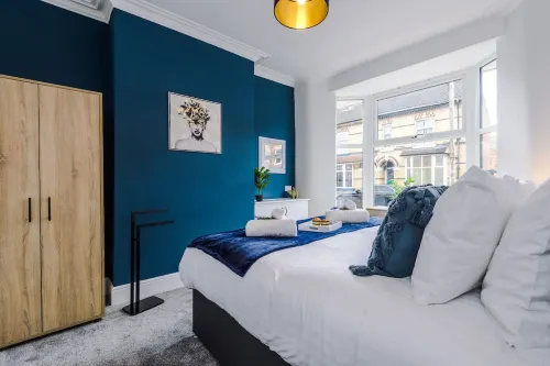 Ideal for Contractors Long Term Stays Sleeps 8