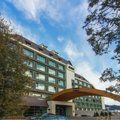 Hotel Orizont Hotels near Subteleferic Ski Slope