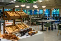 Danubius Hotel Bük - breakfast