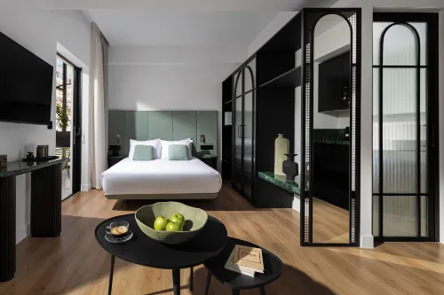 Zea Urban Living - 4-Star