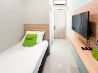 Urbanview Manukan Family Inn Surabaya