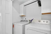 New Listing | Lux Beach House, Dog Friendly! - 4-Star