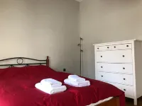 Luxurious apartment with big balcony!BEST location 엑사르히아 호텔