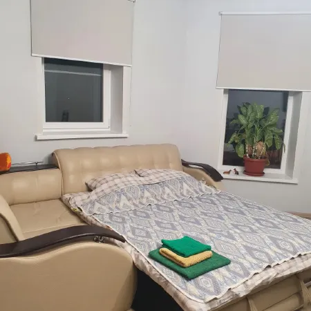 Na Novo-Revolyutsionnoy Guest House