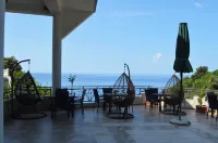 Azura Bay Hotel - 游泳池