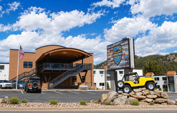 Expedition Lodge Estes Park at Rocky Mtn National Park