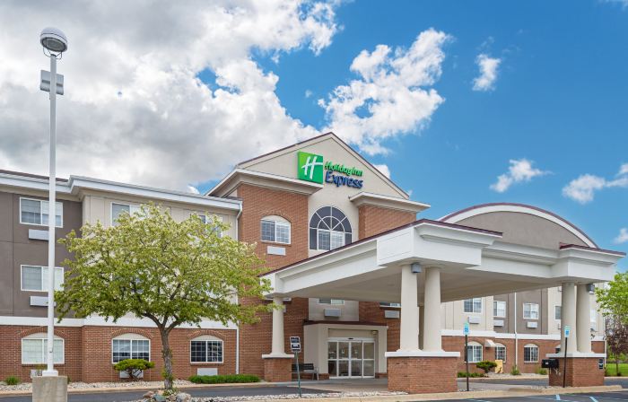 Holiday Inn Express & Suites CHARLOTTE by IHG
