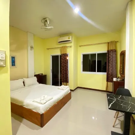 Hom Pho Gusethouse