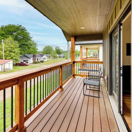 2 Blocks to Mt Bike Trails, Minutes from Town!