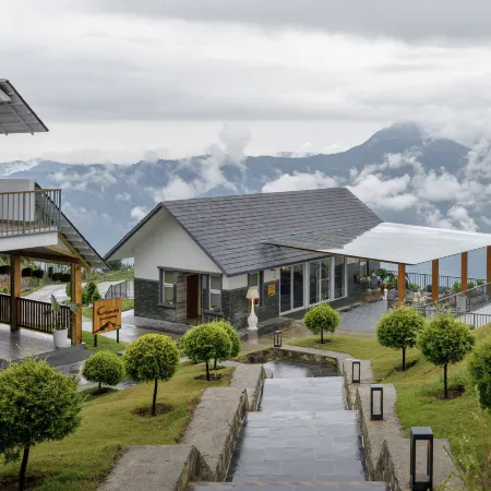 Himalayan Hideaway Resort Pokhara, The Centara Collection