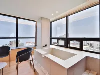 hotel 701 - Hot Tub