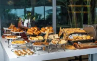 Noom Hotel Conakry - breakfast