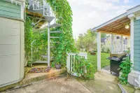 Epic Brunswick Apartment with Deck! -  Apartamentos vacacionales