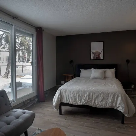 One Bedroom Condo Near Whyte Ave