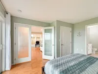 Beachfront Westport Home w/ Deck! Hotels in Grayland