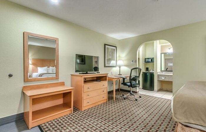 Days Inn by Wyndham Lubbock South