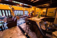Rayong Resort Hotel - bar