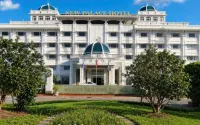 New Palace Hotel - parking